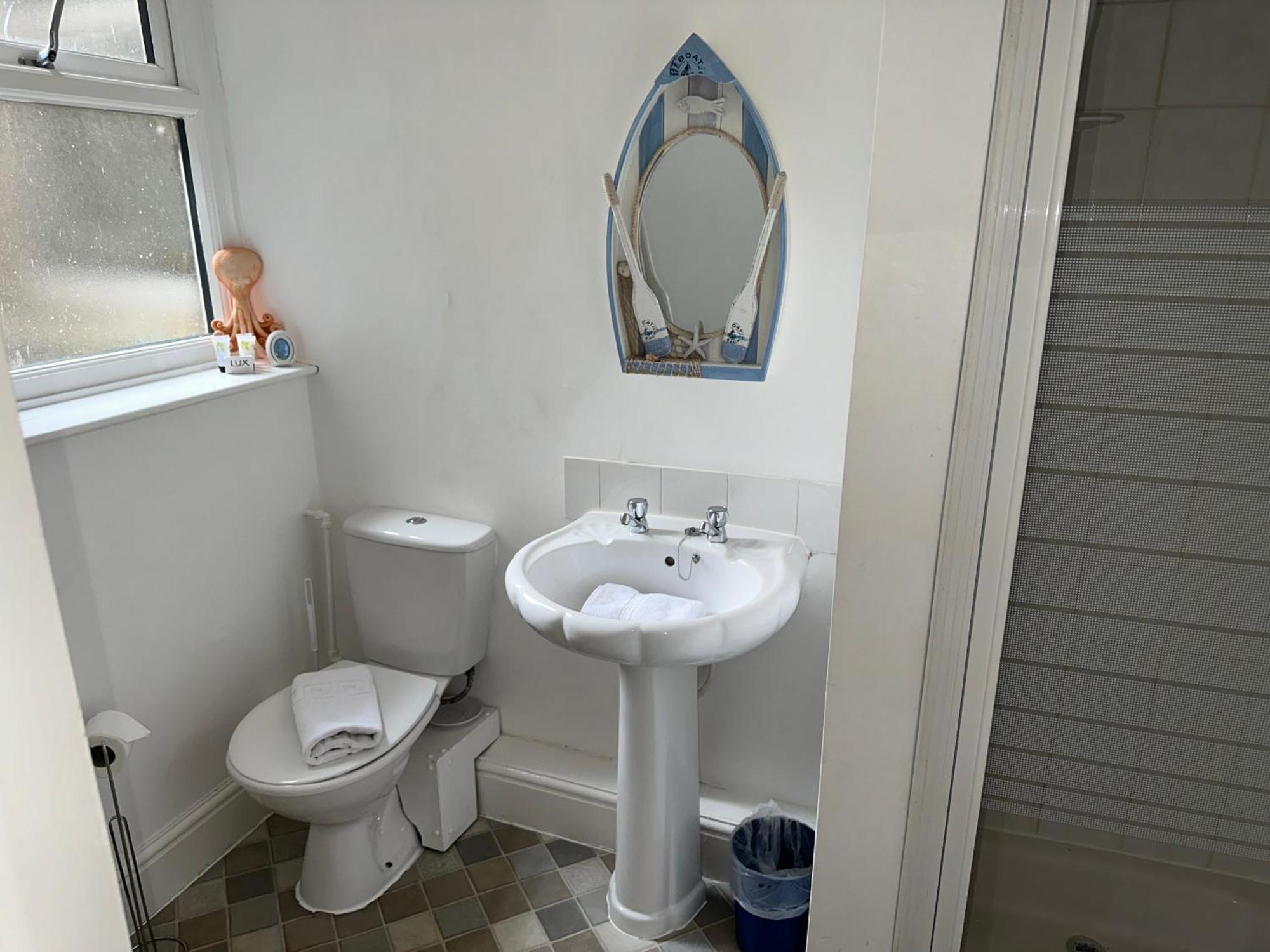 The Barrington Guesthouse Hotel Скарбъро Екстериор снимка